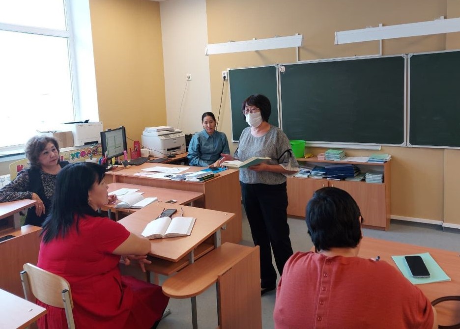 Родительский портал Якутска -  Педагоги школы №6 умело применяют цифровые технологии как инструмент